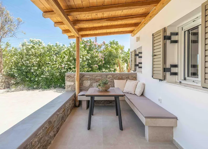 Perla's Luxury Λιβάδι